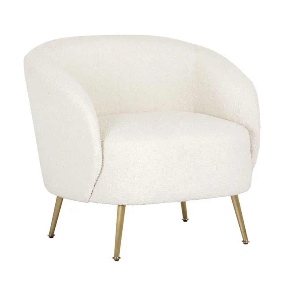 Clea Lounge Chair ALT | Home Staging & Interior Design
